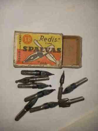 Чп-1чертёжный прибор ссср редкий экземпляр,перья чертёжные,карандаши,готовальни 3шт,доска чертёжная Донецк