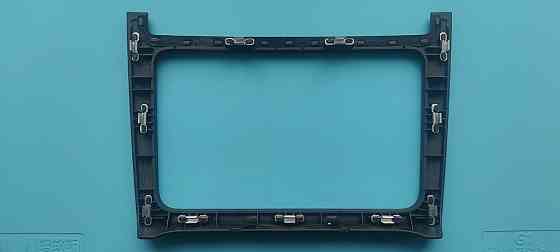 Оригинальные рамки VW Polo sedan Донецк