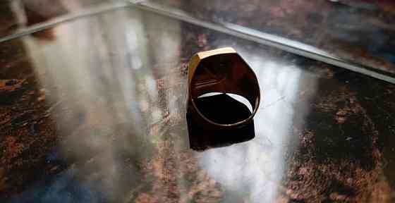 Перстень печатка, мужской, золото Макеевка