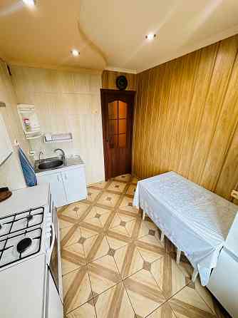 3-х комнатная квартира в Ворошиловском районе (бул. Школьный 22) Донецк