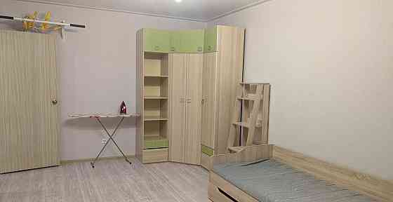 Трехкомнатная квартира, Ворошиловский район, только на длительный срок. Донецк