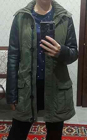 Куртка демисезонная женская Review с капюшоном 42 р Макеевка