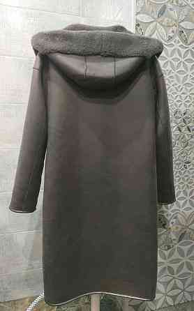 Искусственная двухсторонняя шубка с капюшоном 44 размер оверсайз Макеевка