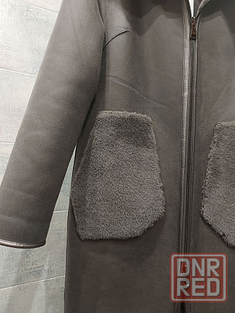 Искусственная двухсторонняя шубка с капюшоном 44 размер оверсайз Макеевка - изображение 4