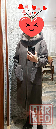 Искусственная двухсторонняя шубка с капюшоном 44 размер оверсайз Макеевка - изображение 1