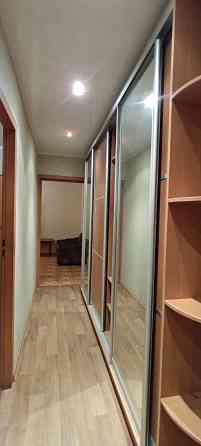 Продам 3-х комнатную на Бакинах. 4/9. Мебель. Техника. Лоджия и балкон. Документы готовы. Донецк