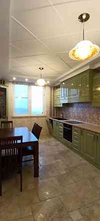 Продам 3-х комнатную 100 м² в Новострое в Киевском р-не. Ремонт. Мебель. + Паркоместо! Донецк