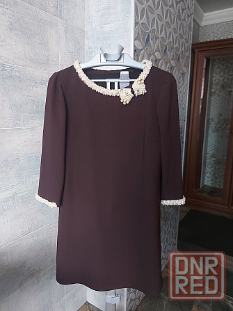 Коктельное платье 42 размер коричневого цвета с жемчугом Макеевка - изображение 7