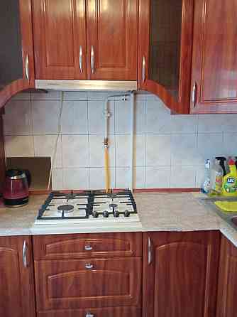 сдам 2х комн квартиру в ворошил. р-не, крытый рынок, отличная, есть все. Донецк