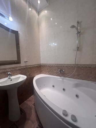 2-ух комнатная квартира Большое Молоко на Ильича Донецк