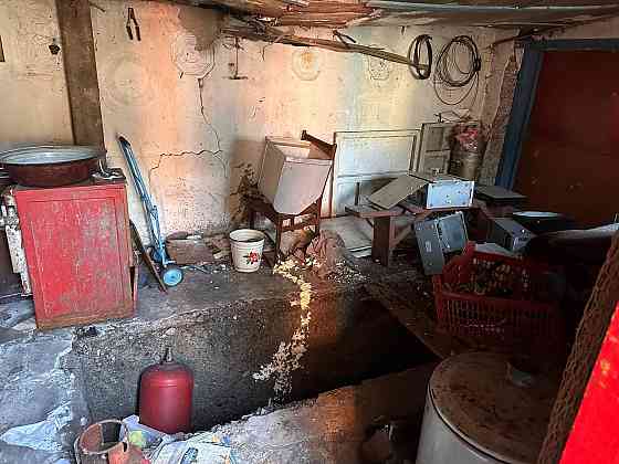 Продам трёхкомнатную квартиру на земле в Куйбышевском районе. Донецк