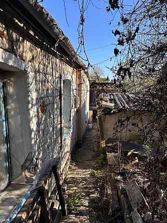 Продам трёхкомнатную квартиру на земле в Куйбышевском районе. Донецк