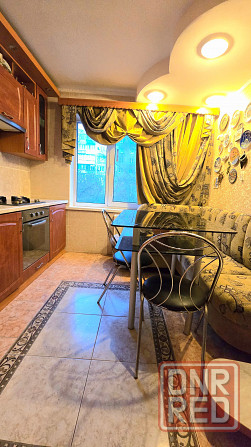 продаю 3х ком кв с каминным залом просторной кухней, французским балконом, мебелью и техникой Донецк - изображение 5