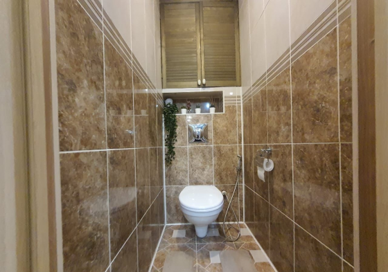 Киевский район, Изумруд. Двухкомнатная квартира расположена на 2-ом этаже 5-ти Донецк