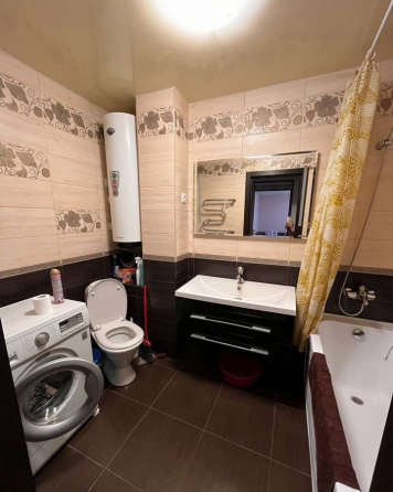 Сдается 2 - комнатная квартира на длительный срок, проспект Гурова Донецк