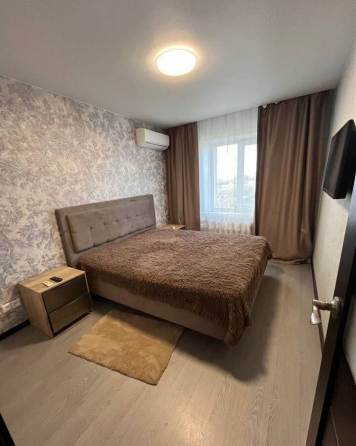 Сдается 2 - комнатная квартира на длительный срок, проспект Гурова Донецк