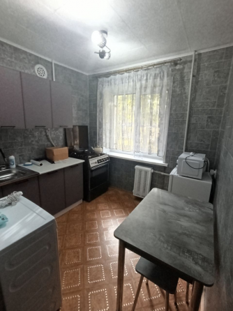 Посуточная аренда 1-комнатной квартиры в г.Макеевка, Советский р-н, Ханженково, м-н Магистральный Макеевка