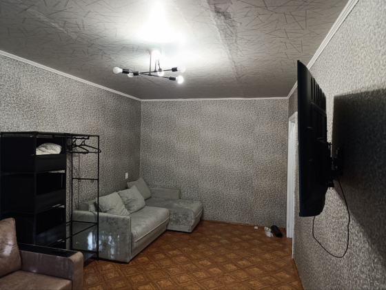 Посуточная аренда 1-комнатной квартиры в г.Макеевка, Советский р-н, Ханженково, м-н Магистральный Макеевка