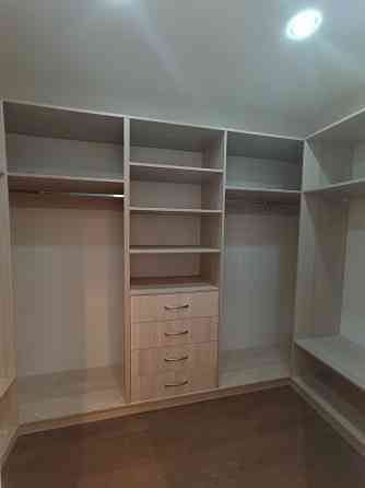 Продам 2-х комн 85 кв м ул Миронова с мебелью и быттехникой Донецк