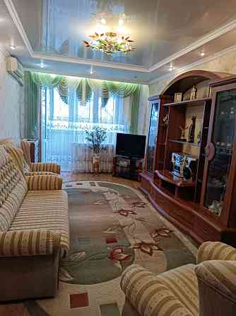 Продам 3-х комн Калининский рынок/б-р Шахтостроителей с мебелью и быттехникой Донецк