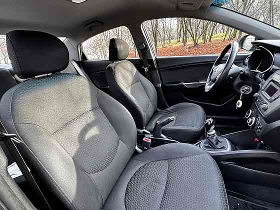 Kia Rio 2014 года выпуска Донецк