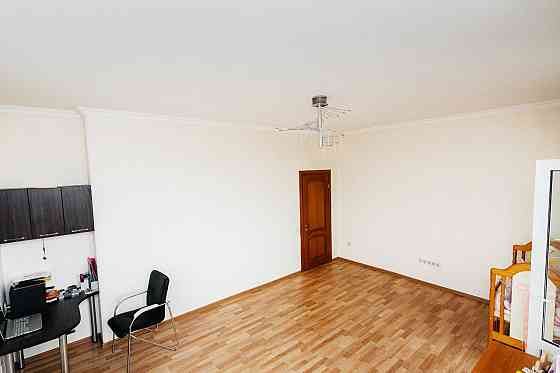 Продам 3-х комнатную квартиру в Калининском районе, проспект Дзержинского Донецк