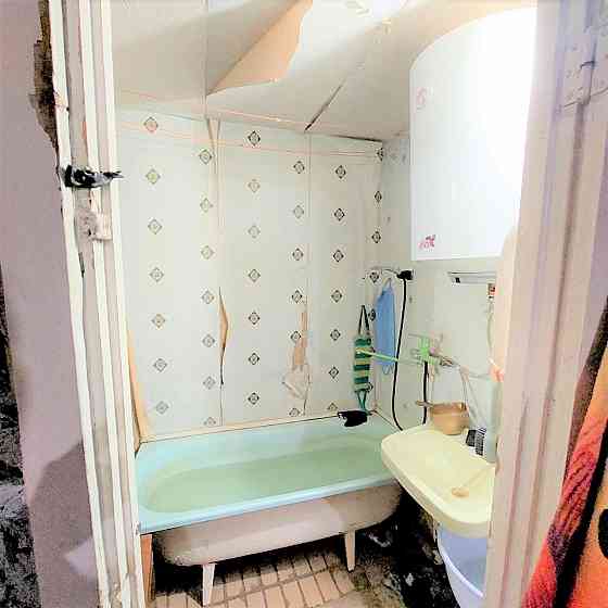 3-х комн. требует ремонта, ул. Церетели, документы готовы. Донецк