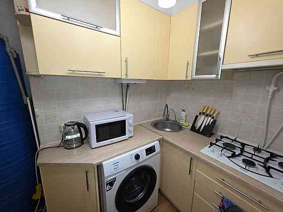 2к квартира с водой в центре донецка (днр), посуточно Донецк