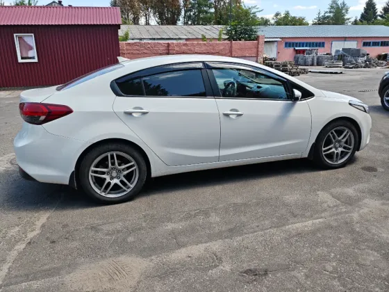 Продам kia Донецк