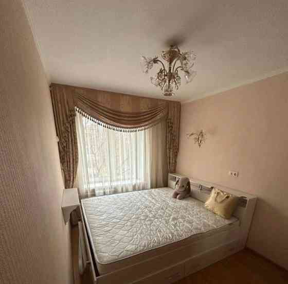 Сдается уютная двухкомнатная квартира в Киевском районе по ул. Артёма (ориентир Шахтерская площадь). Донецк