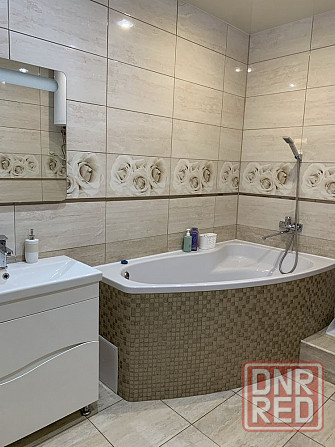 Сдаю двухкомнатную квартиру 69.0 м² этаж 3/4 Ворошиловский район города Донецка, проспект Маяковског Донецк - изображение 2