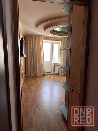 Сдаётся, на длительный срок, уютная трехкомнатная квартира в Ворошиловском районе Донецк - изображение 1