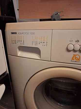 Продам стиральную машину Макеевка