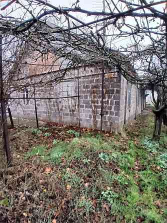 Продаётся Дом с приватизированным земельным участком в пгт Талаковка по ул 40 лет Октября Мариуполь