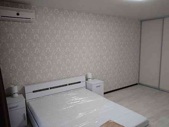 Сдам в Донецке однокомнатную крупногабаритную квартиру. Донецк