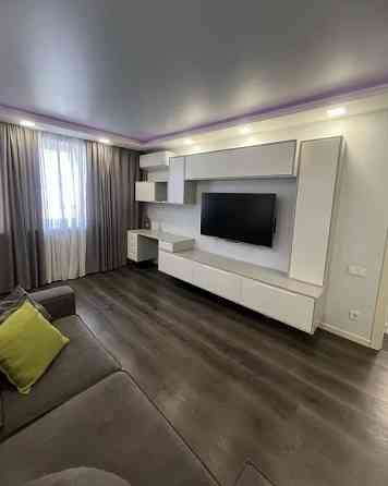 Сдаю шикарную двухкомнатную квартиру в Кубышевском районе. Донецк