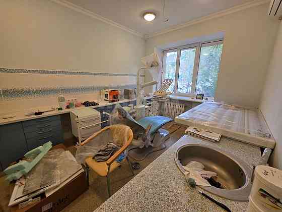 Продам Стоматологию рн. Русь и Пед. Института Луганск