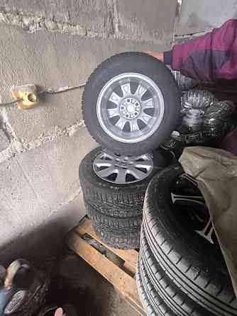 Зимняя резина с дисками комплект 16 Тойота оригинал Донецк