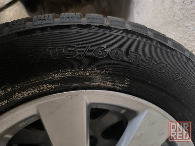 Зимняя резина с дисками комплект 16 Тойота оригинал Донецк - изображение 2