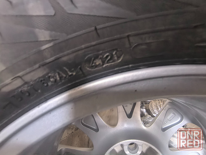 Зимняя резина с дисками комплект 16 Тойота оригинал Донецк - изображение 3