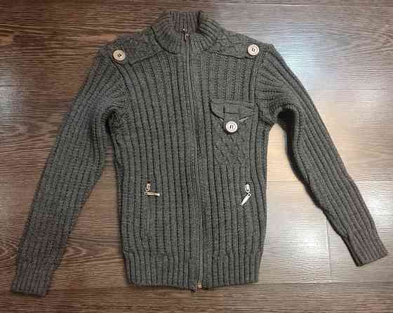 теплая кофта свитер на 7-8 лет на рост 128 см Донецк