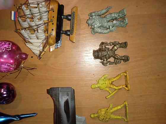 Ёлочные игрушки соддатики модели Донецк