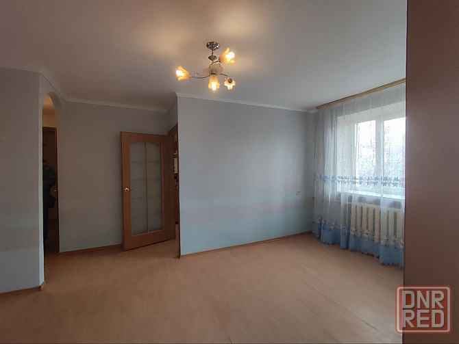 Продам 2-х комнатную квартиру в Киевском р-не Донецка. Гладковский рынок. Донецк - изображение 2