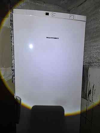 Морозильная камера Vestfrost VF 391 Донецк