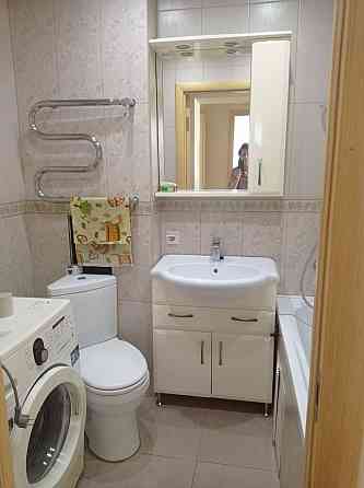 Цена снижена. 2-х ком. квартира Калининский р-н, б. Шахтостроителей 7, свежий ремонт. Донецк