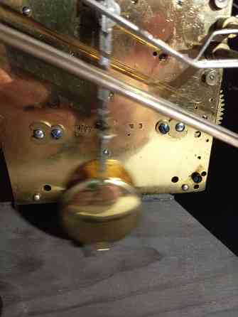 Продам каминные механические часы Макеевка