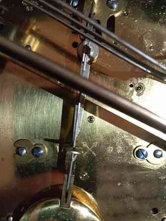 Продам каминные механические часы Макеевка