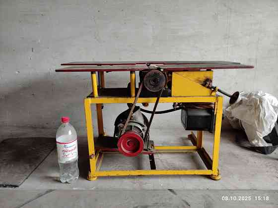 Продам два деревообрабатывающий станка комбинированных Донецк