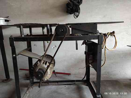 Продам два деревообрабатывающий станка комбинированных Донецк