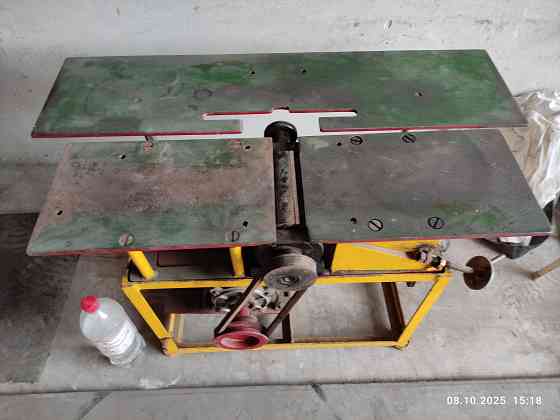 Продам два деревообрабатывающий станка комбинированных Донецк